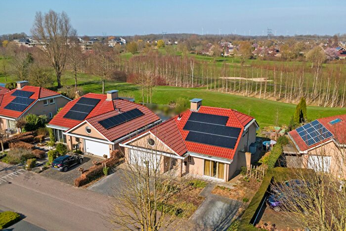 4-kamerhuis te koop in Golfresidentie, Dronten