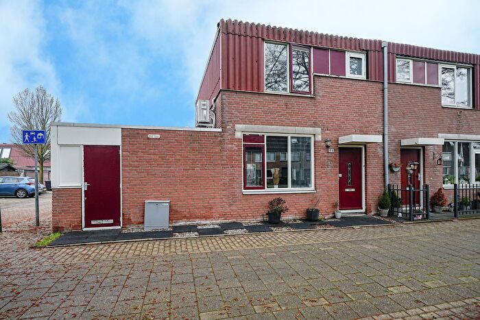 4-kamerhuis te koop in Rotterdam – Nemelaersingel, Beverwaard