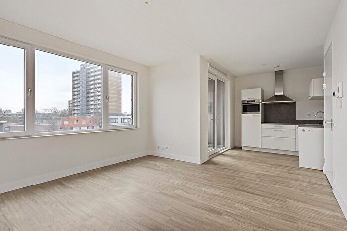 3-kamerappartement te huur in Laakhaven-West, Den Haag