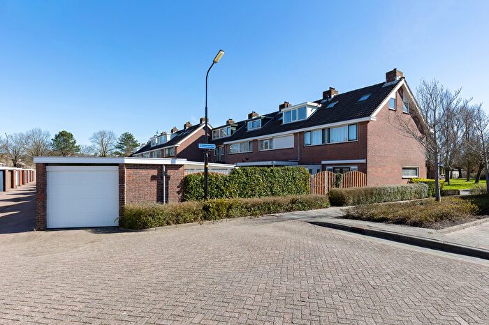 5-kamerhuis te koop in Planetenwijk, Heerhugowaard