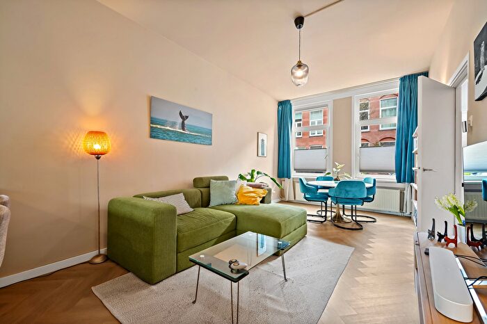 2-kamerappartement te koop in Den Haag – Cartesiusstraat, Valkenboskwartier