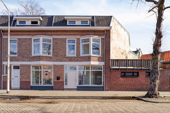 4-kamerhuis te koop in Bergen op Zoom – Prins Bernhardlaan, Het Fort