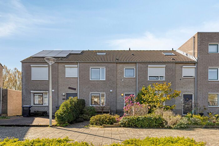 5-kamerhuis te koop in Bergen op Zoom – Palingstraat, Bergse Plaat