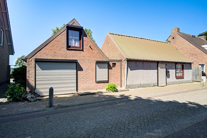 2-kamerhuis te koop in Raamsdonk, Raamsdonk