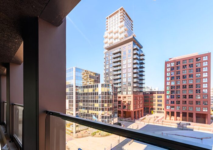 3-kamerappartement te koop in Amsterdam – Hogehilweg B15, Amstel III deel A/B-Noord