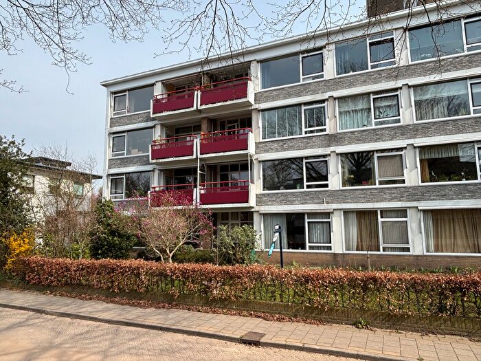 2-kamerappartement te koop in Velp-Noord boven spoorlijn, Velp (GE)