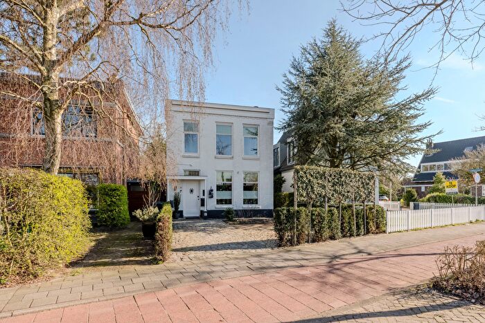6-kamerhuis te koop in Starrenburg, Voorschoten