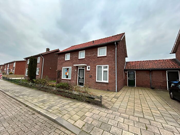 6-kamerhuis te koop in Varsseveld, Varsseveld