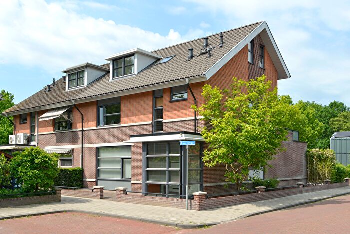 6-kamerhuis te koop in Noordbuurt, Eemnes