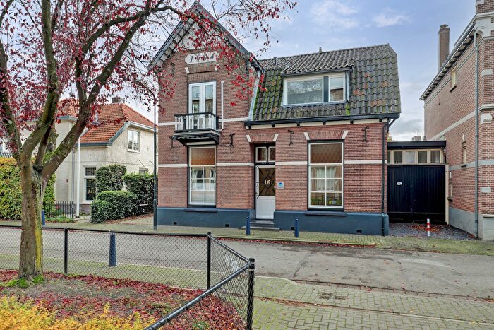 7-kamerhuis te koop in Apeldoorn – Paul Krugerstraat, Binnenstad
