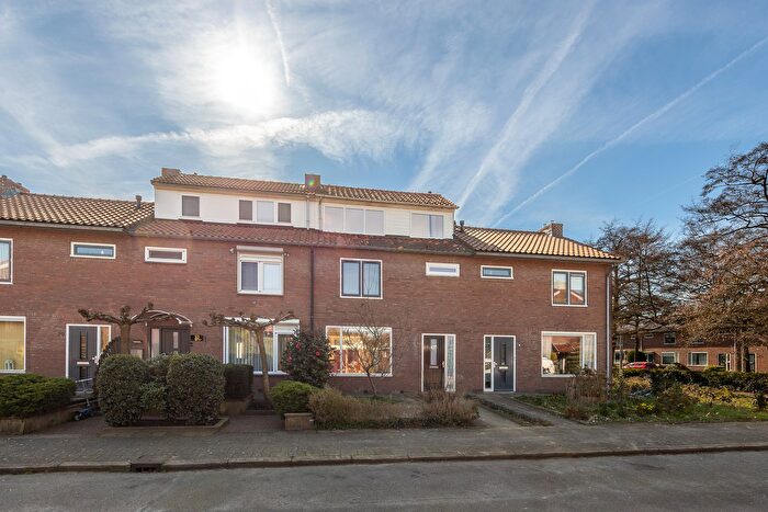 5-kamerhuis te koop in Zangvogelbuurt, Amersfoort