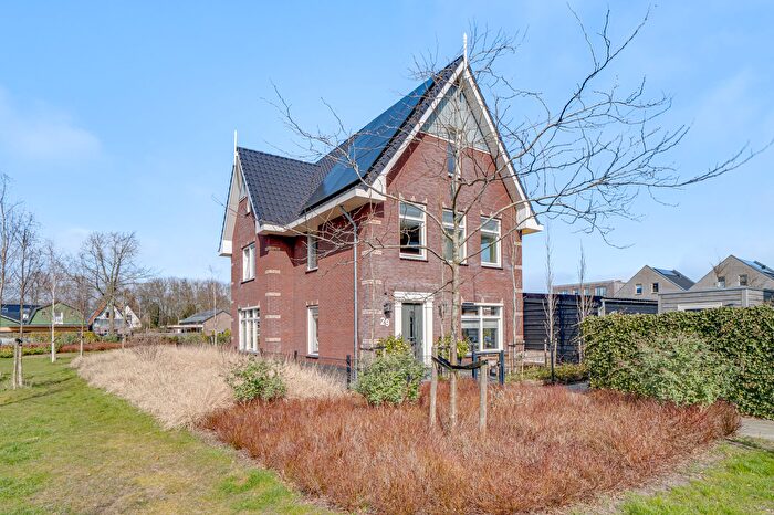 7-kamerhuis te koop in Noord-Scharwoude Oost, Noord-Scharwoude
