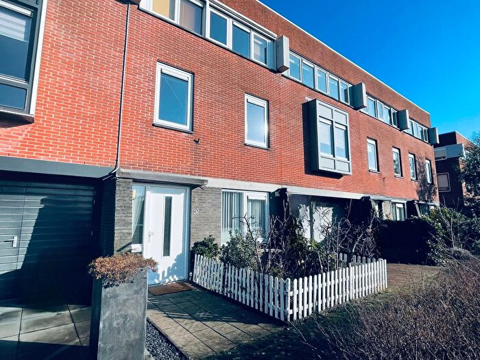 6-kamerhuis te koop in Groot Corlaer, Nijkerk