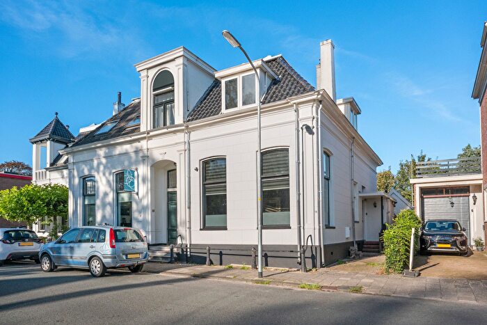 5-kamerhuis te koop in Wildervank – Nijverheidsstraat, Wildervank