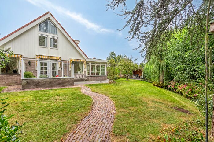 10-kamerhuis te koop in Noord-Scharwoude West, Noord-Scharwoude