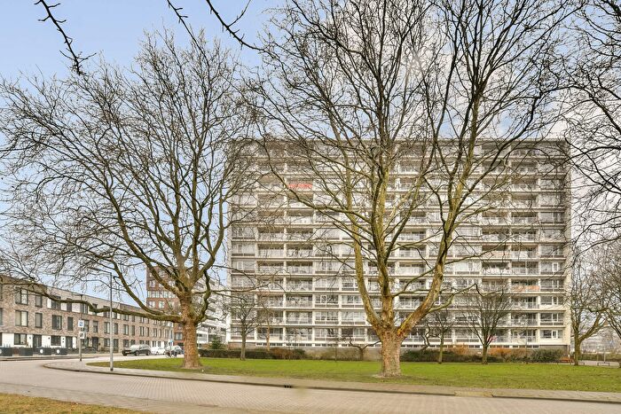 3-kamerappartement te koop in Vakbondsliedenbuurt, Schiedam