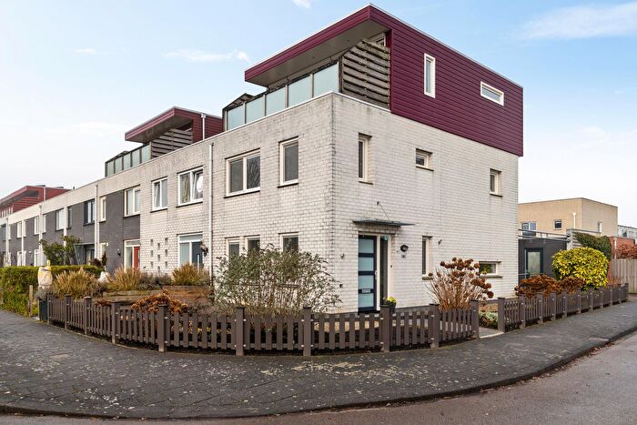 8-kamerhuis te koop in Hoogkerk-Zuid, Groningen