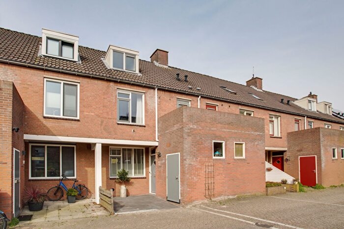 5-kamerhuis te koop in Vaartenbuurt-Oost, Zoetermeer
