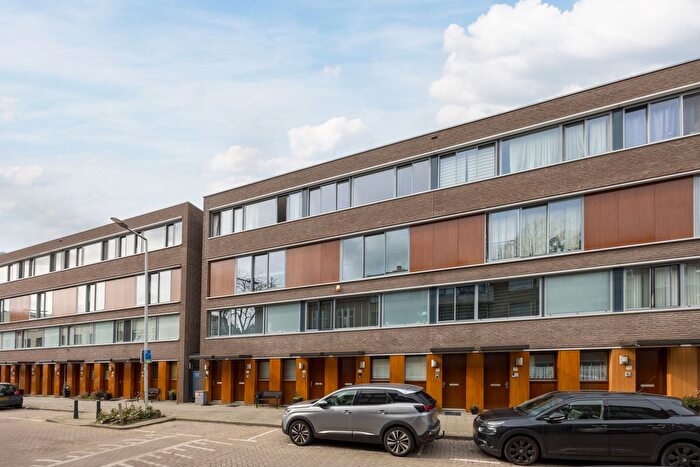 5-kamerappartement te koop in Rotterdam – Herman Costerstraat, Afrikaanderwijk