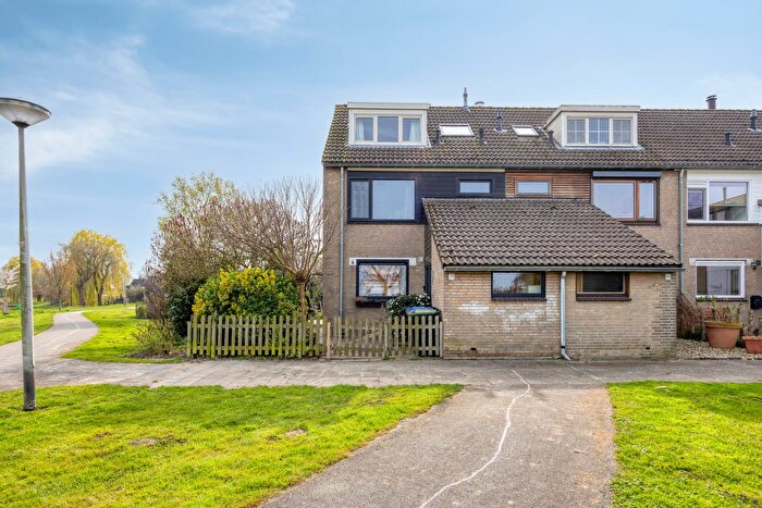 6-kamerhuis te koop in Berkel en Rodenrijs – Smaragd, Edelsteenbuurt