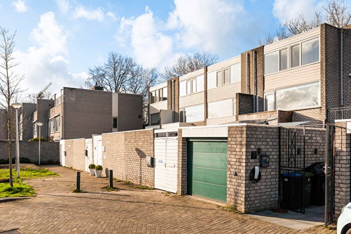 6-kamerhuis te koop in Groenoord, Alphen aan den Rijn