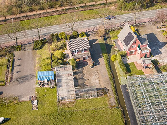 5-kamerhuis te koop in Buitengebied 2 Naaldwijk, Naaldwijk