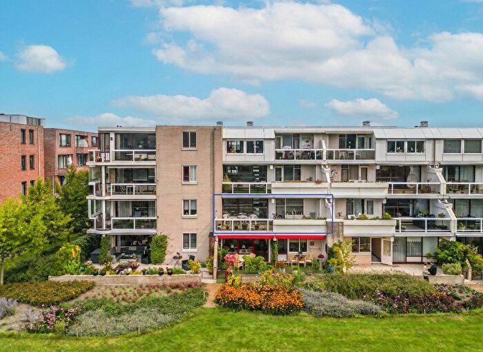 4-kamerappartement te koop in Oegstgeest – Queridolaan, Haaswijk-Oost