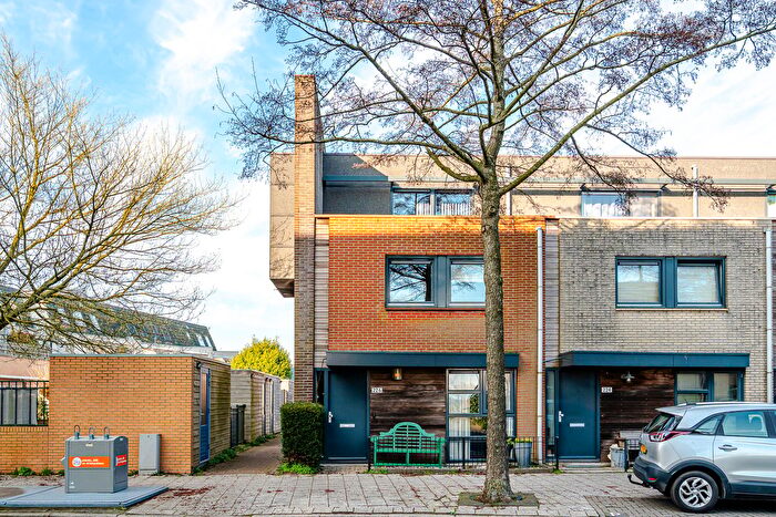 7-kamerhuis te koop in Waterrijk, Assendelft
