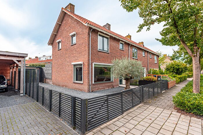 5-kamerhuis te koop in Nieuw-Loosdrechtsedijk, Loosdrecht