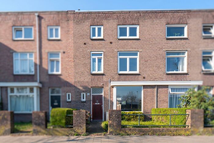 7-kamerhuis te koop in Loven Oost, Tilburg