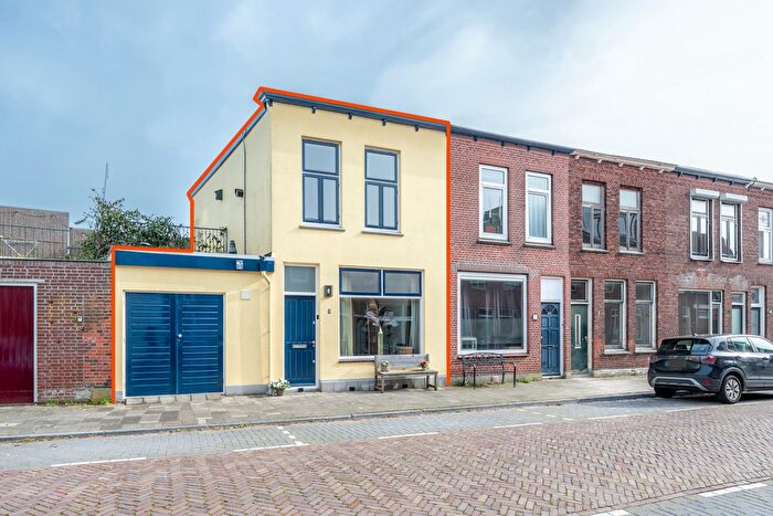4-kamerhuis te koop in Utrecht – Paulus van Vianenstraat, Nijenoord, Hoogstraat en omgeving