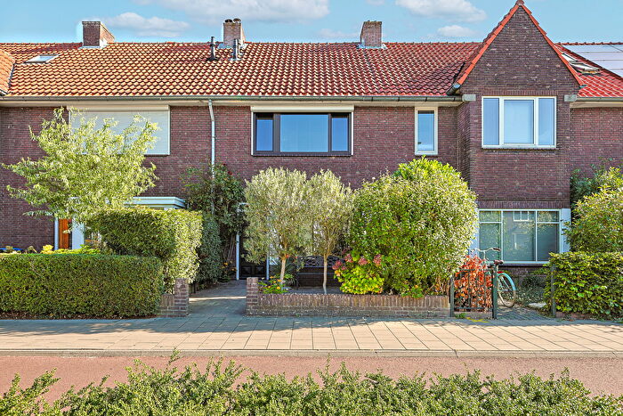 5-kamerhuis te koop in Sintenbuurt, Eindhoven