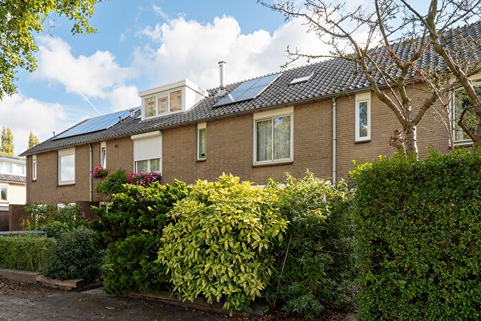 6-kamerhuis te koop in Operabuurt, Amstelveen