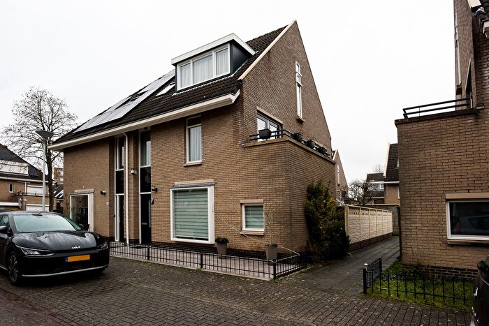5-kamerhuis te huur in Zuidwijk, Rotterdam