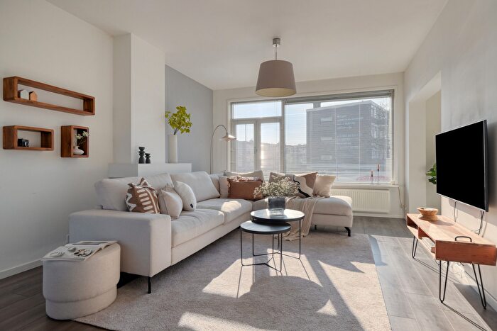 3-kamerappartement te koop in Rotterdam – Hogenbanweg, Overschie