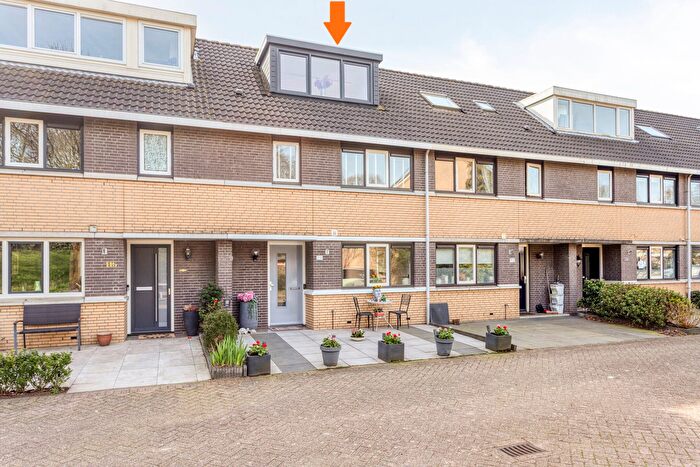 5-kamerhuis te koop in Paganinibuurt, Capelle aan den IJssel
