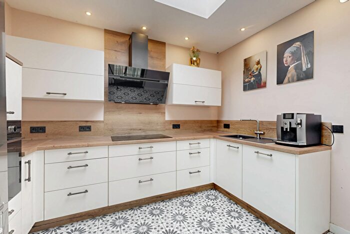 Koop en Huur Huizen - 3