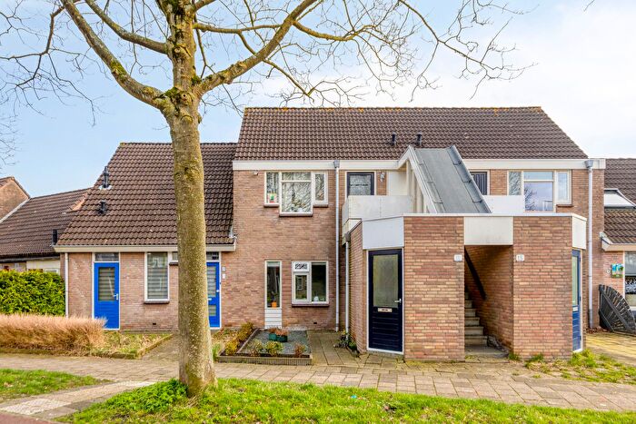 3-kamerappartement te koop in Camminghaburen-Midden, Leeuwarden