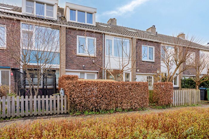 8-kamerhuis te koop in Van der Leekbuurt, Amstelveen