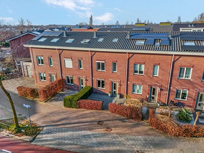 5-kamerhuis te koop in Vogelbuurt, Ede