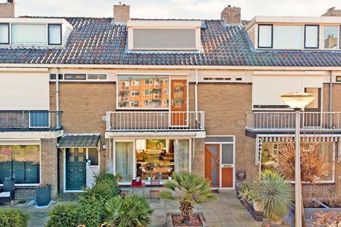 4-kamerhuis te koop in Vondelwijk, Waddinxveen