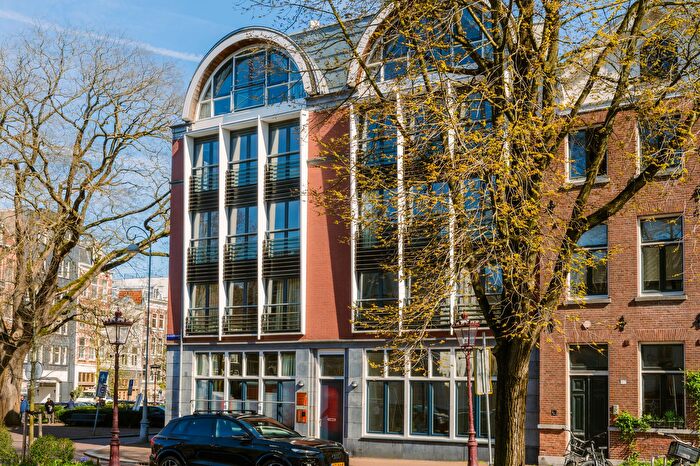 3-kamerappartement te koop in Amsterdam – Reguliersgracht, Frederikspleinbuurt