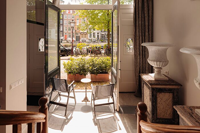 8-kamerhuis te koop in Amsterdam – Brouwersgracht, Haarlemmerbuurt-Oost