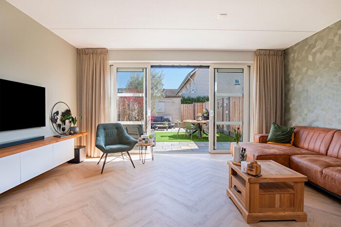 5-kamerhuis te huur in Vrijenburg, Barendrecht