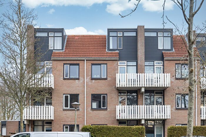 3-kamerappartement te koop in Camminghaburen-Midden, Leeuwarden