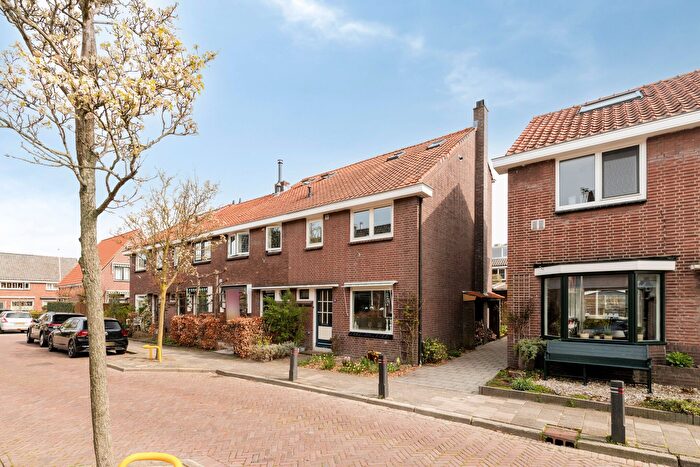 6-kamerhuis te koop in kerkbuurt, Alblasserdam