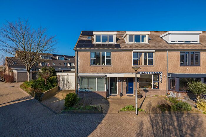 4-kamerhuis te koop in Vrouwenpolder, Lisse