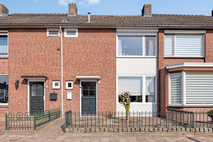 4-kamerhuis te koop in Veldhoven – Lange Mees, D'Ekker