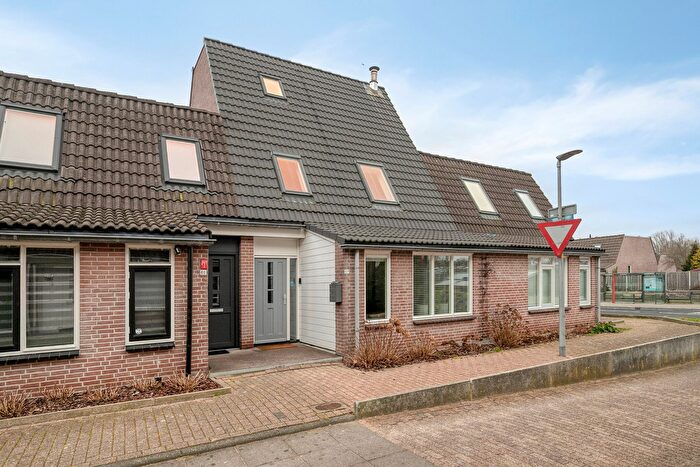 5-kamerhuis te koop in Schapenmeent en Terpmeent, Almere