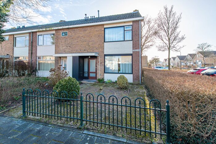 5-kamerhuis te koop in Heerhugowaard – Uranuslaan, Planetenwijk